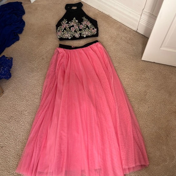 Two-piece pink prom dress a line size 7 - Picture 1 of 4